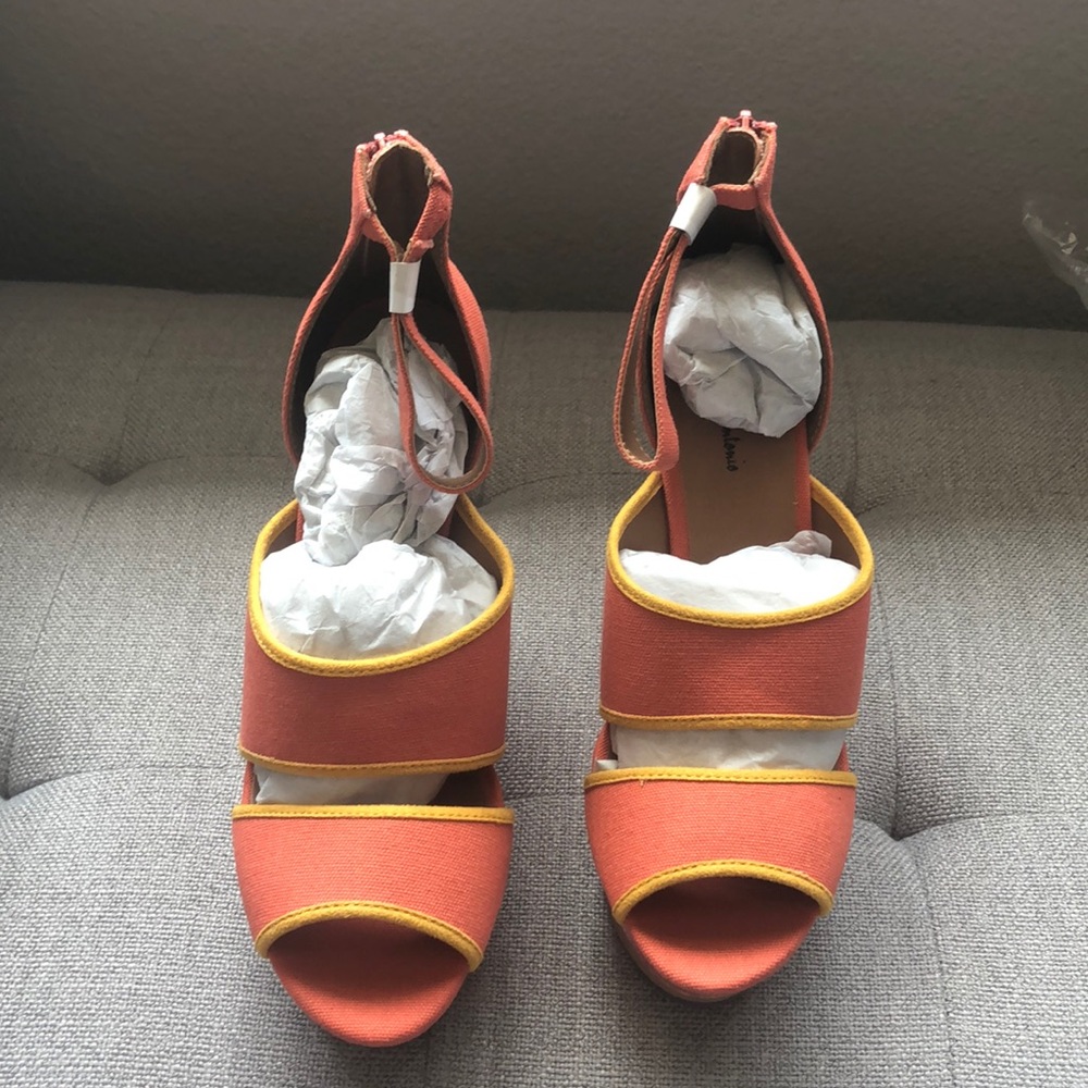 Beautiful sexy Coral ankle strap wedge
